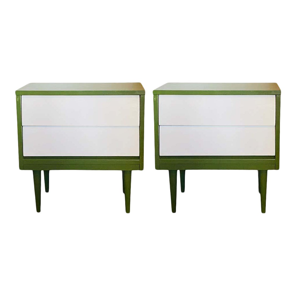 Mid Century Modern Two Tone Nightstands a Pair Chairish
