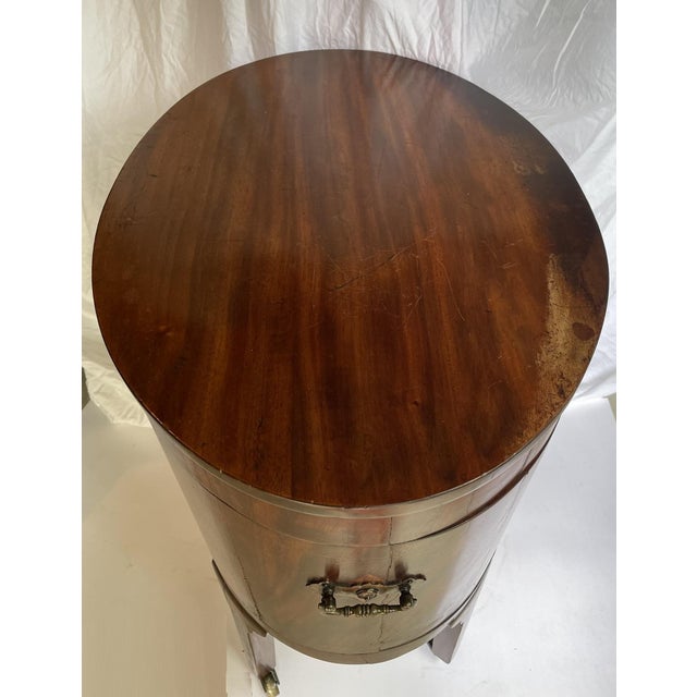 Wood Georgian Oval Mahogany Cellarette – English Wine Cooler, Circa 1800s For Sale - Image 7 of 10