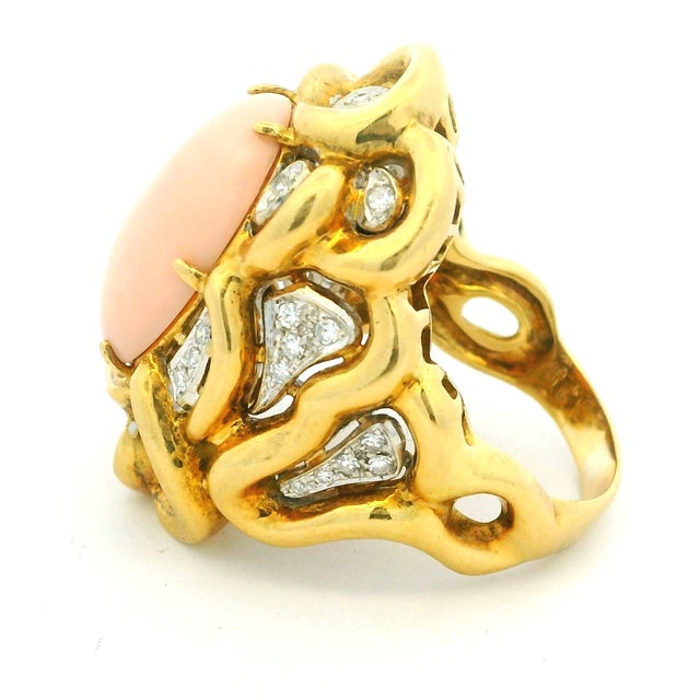 Vintage Italian Angel Skin Coral and Diamond Cocktail Ring in 18k Yellow Gold, Size 9 For Sale - Image 11 of 15