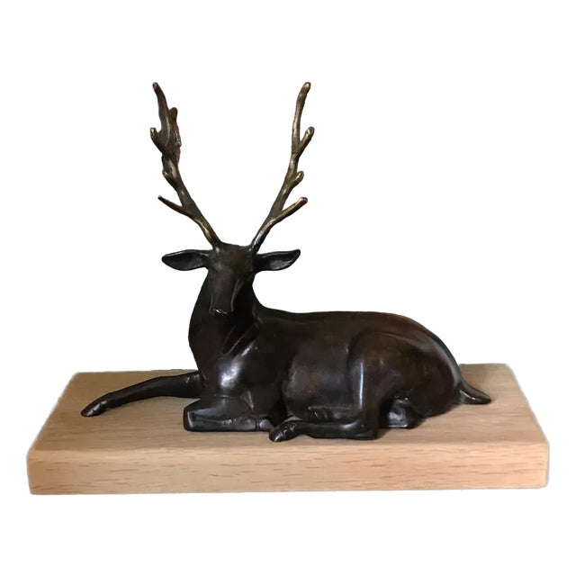 Large Vintage Bronze Sculpture of a Sitting Deer, France, 1975 For Sale