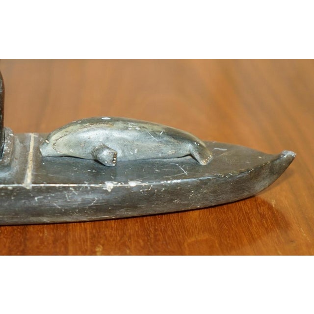 Fine Alex Patsauq 1917 Signed Serial Number Inuit Eskimo Soapstone Kayak Carving For Sale - Image 13 of 18