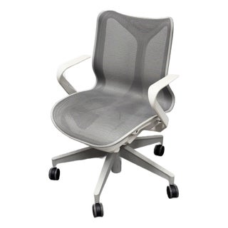 Studio 7.5 for Herman Miller Cosm Office Chair For Sale