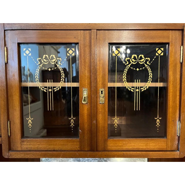 Original credit around 1910 Type of wood: mahogany Color: wood natural colors, shellack hand -politated Dimensions:...