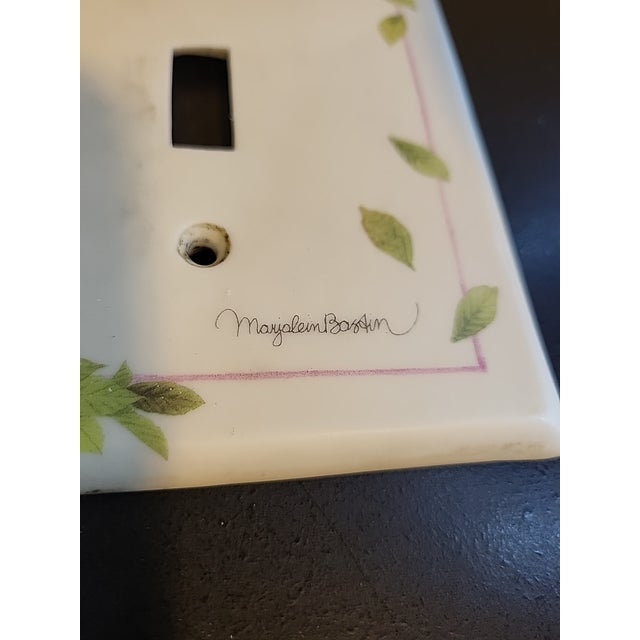 1980s Vintage Floral Blossom Porcelain Ceramic Light Switch For Sale - Image 5 of 9