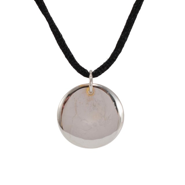 Tiffany and Co. Tiffany & Co. Elsa Peretti 925 Round Disc Silk Cord Pendant Necklace For Sale - Image 4 of 8
