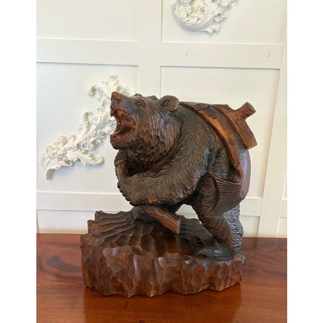 Large Japanese Edwardian Carved Linden Wood Bear Carrying a Fish, 1900s For Sale - Image 3 of 14