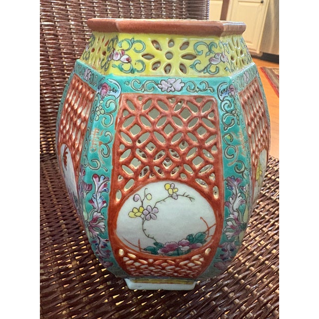 Chinoiserie Late 19th Century Famille Rose Reticulated Lantern For Sale - Image 3 of 4