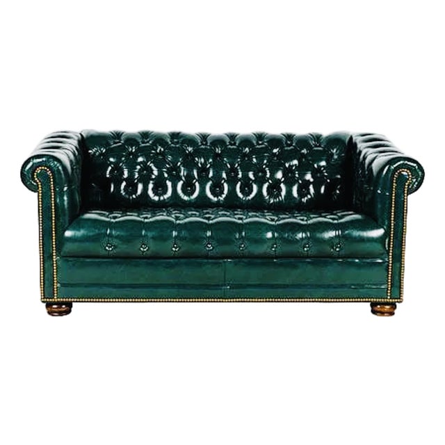 Late 20th Century Hancock & Moore Emerald Green Tufted Leather Chesterfield Sofa For Sale