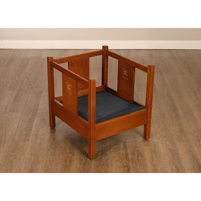 Stickley Stickley Mission Harvey Ellis Pair Of Inlaid Cube Chairs For Sale - Image 4 of 18