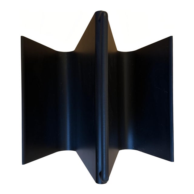 Metal 1980 Spanish Postmodern Metal Magazine Rack by Pete Sans for Nro For Sale - Image 7 of 12