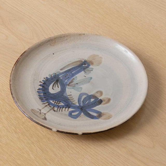 1950s Mid 20th Century French Ceramic Painted Rooster Plate by Gustave Reynaud For Sale - Image 5 of 10