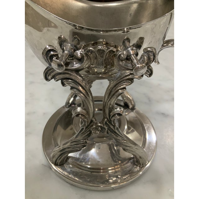 F. B. Rogers Silver‑Plated Butter, Sauce or Gravy Warmer on Ornate Stand - Regency Dining, Holiday Dining, Entertaining, Thanksgiving - See Pics! For Sale In New Orleans - Image 6 of 9