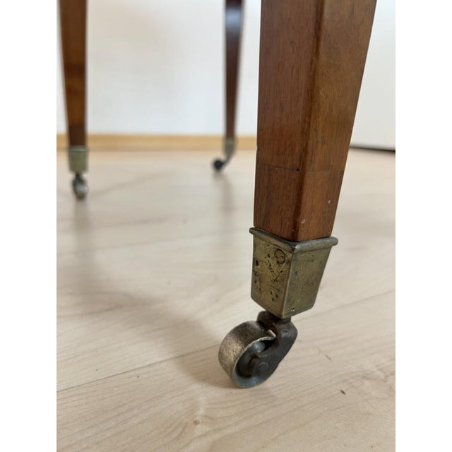 Biedermeier Walnut Expandable Dining Table, Switzerland, 1820 For Sale - Image 17 of 18