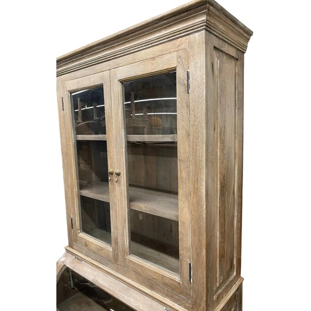 Brown Coastal Cottage Curved Glass Kitchen Cupboard For Sale - Image 8 of 8