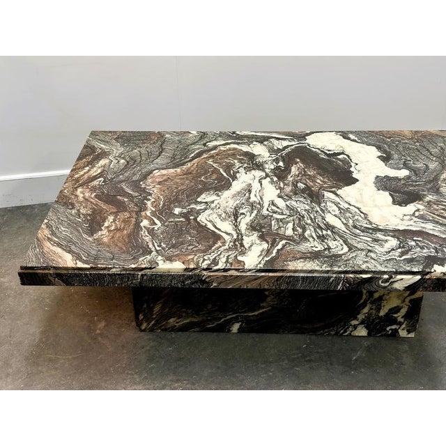 Gold Large Italian Cipollino Ondulato Marble Coffee Table, 1970s For Sale - Image 8 of 14