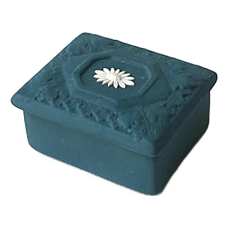 Wedgwood Jasperware Jewelry Box For Sale