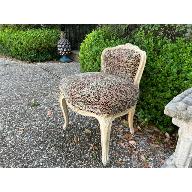 French Louis XV Style Vanity Chair For Sale - Image 9 of 10