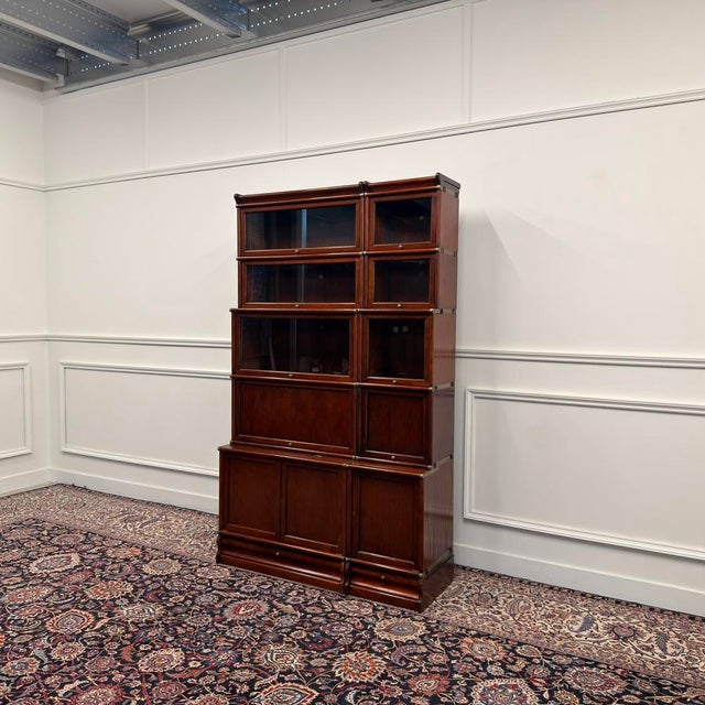 English Bookcase from Globe Wernicke For Sale - Image 3 of 18