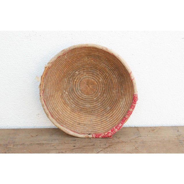 19th Century Harvest Basket With Old Textile Rim For Sale - Image 5 of 7