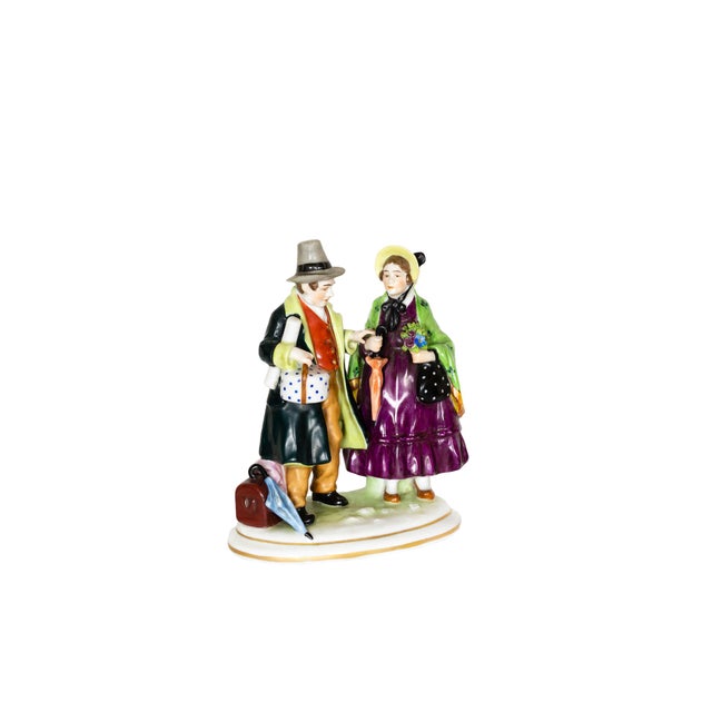 Ceramic Traveling Couple Figurine from Capodimonte For Sale - Image 7 of 9