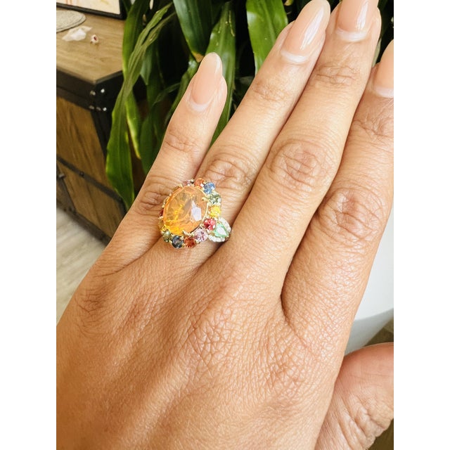 Metal 6.74 Carat Fire Opal Sapphire Diamond 14 Karat Yellow Gold Cocktail Ring Size 7 For Sale - Image 7 of 8