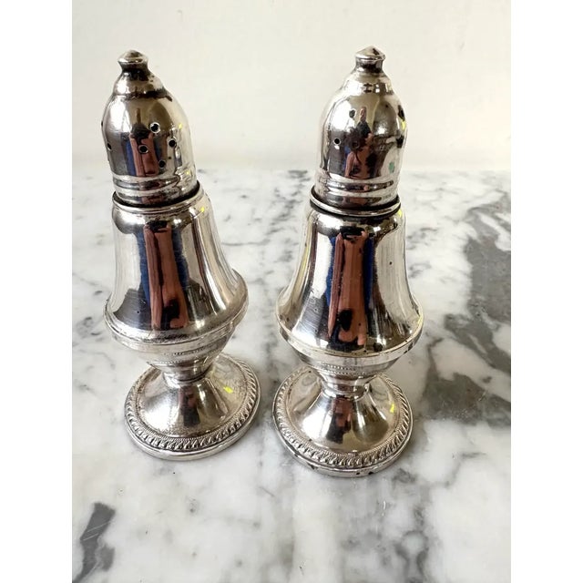 Mid 20th Century Vintage Weighted Sterling Silver Salt and Pepper Shakers by Raimond Manufacturing & Co. - Stamped For Sale - Image 5 of 6