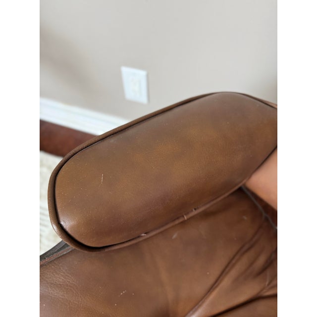 Vintage Charlton Lounge Chair and Ottoman Set in the Style of Eames For Sale In Houston - Image 6 of 12