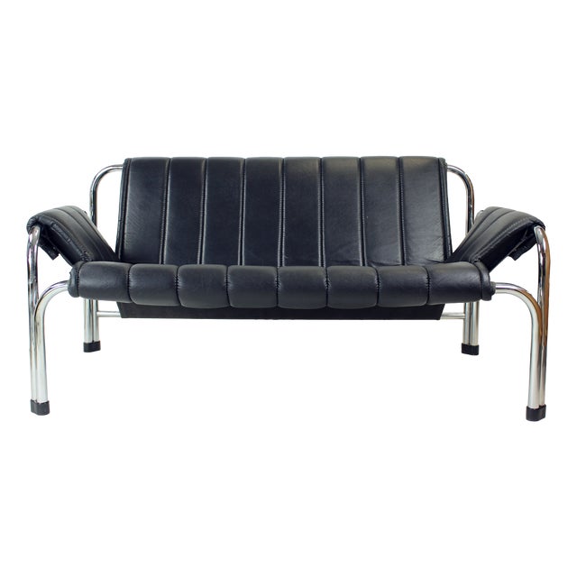 Modernist T 2403 Loveseat by Viliam Chlebo for Kodreta Myjava, Former Czechoslovakia, 1980s For Sale