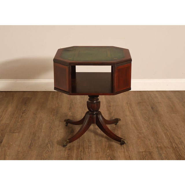 1940's Vintage Pair of Regency Style Mahogany Green Leather Top Pedestal Side Tables For Sale - Image 17 of 18