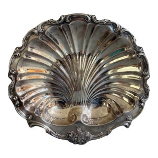 Vintage W & Sb English Regency Style Silver Plated Large Scallop Clam Shell Serving Dish For Sale