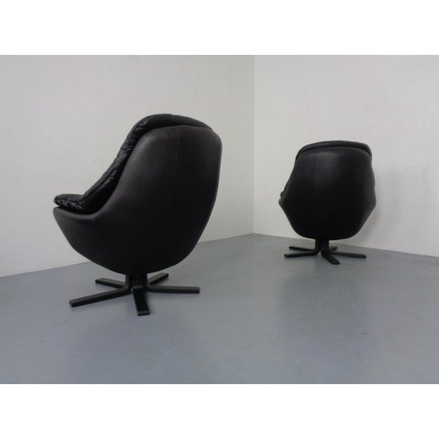 Wood Leather Swivel Chair by H. W. Klein for Bramin, Denmark, 1970s For Sale - Image 7 of 13