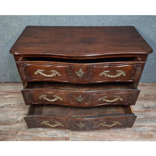Brown 18th Century Louis XV Lyonnaise Commode in Molded and Carved Walnut For Sale - Image 8 of 13