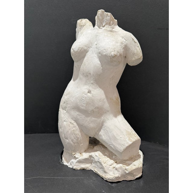 Figurative 1960s Larry Mohr Signed Figurative Sculpture – Plaster Modern Abstract Nude For Sale - Image 3 of 11