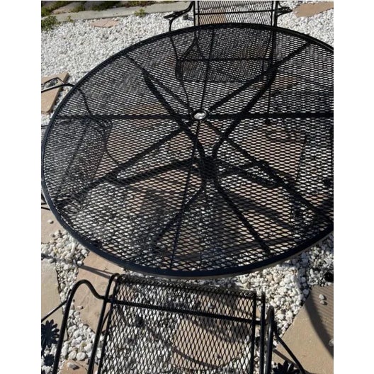 Mid-Century Modern Vintage Daisy Motif Patio Table & 4 Chairs For Sale - Image 3 of 11