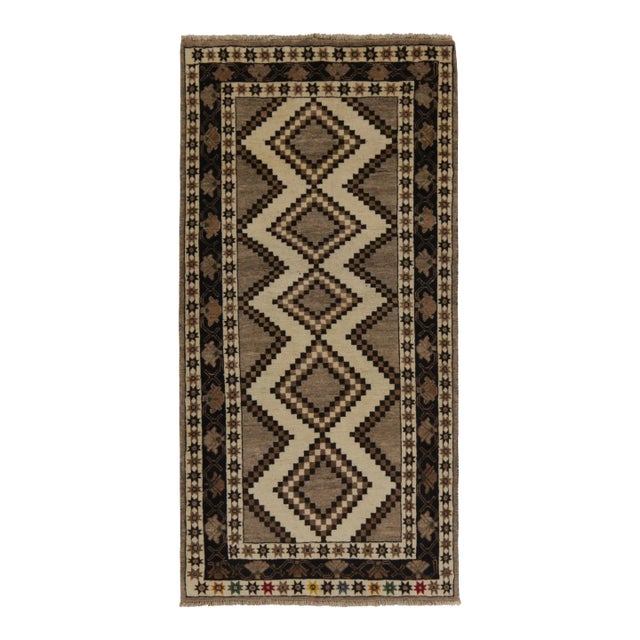 1950s Vintage Gabbeh Tribal Runner in Gray, Beige-Brown and Black Lozenge Medallion For Sale