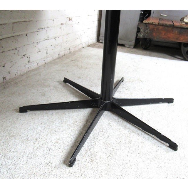Arne Jacobsen 1960s Six Star Series Rosewood Table Attributed to Arne Jacobsen for Fritz Hansen For Sale - Image 4 of 5