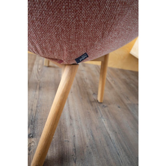 Artifort Artifort Beso Lounge Chair For Sale - Image 4 of 5