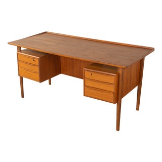Desk by Peter Løvig Nielsen for Løvig, 1960s For Sale