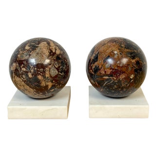 Pair Italian Grand Tour Style Brecciated Specimen Marble Spheres Carrara Bases For Sale