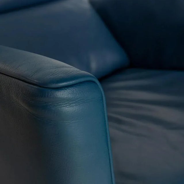 Jori JR 3290 Leather Armchair in Blue For Sale - Image 6 of 13