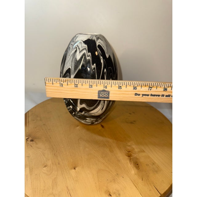 Art Deco 1990s Mt St Helens Ceramic Ash Glazed Vase Black White Swirl Volcano 8” Artist Signed For Sale - Image 3 of 12