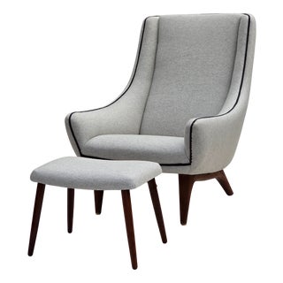 Set of Danish Design Model Ml 140 Armchair and Ottoman from Illum Wikkelsø, 1960s For Sale