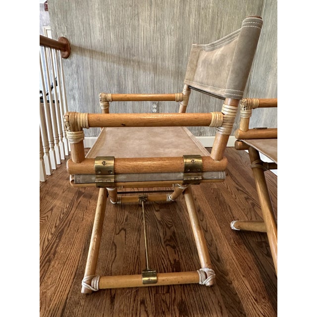 McGuire 1980s Set of 4 Vintage McGuire X Director’s Chairs With Rawhide Wraps and Brass Accents, Made in U. S. A. For Sale - Image 4 of 12