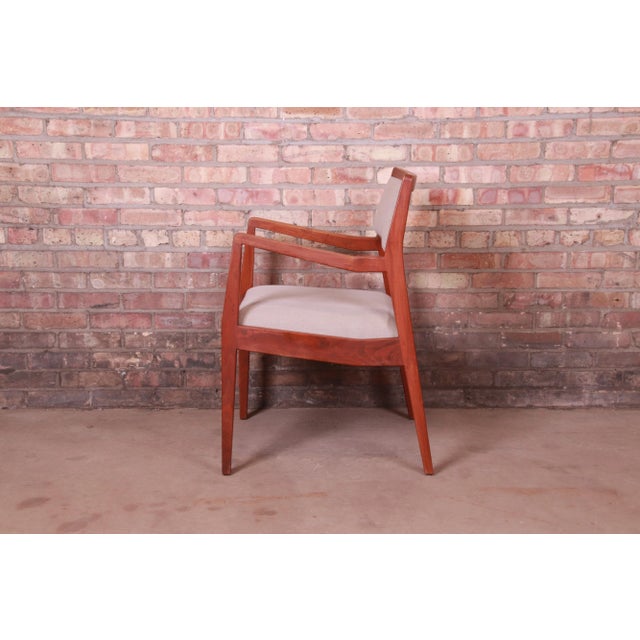 Brown Jens Risom Mid-Century Modern Sculpted Walnut Playboy Lounge Chair, 1960s For Sale - Image 8 of 13