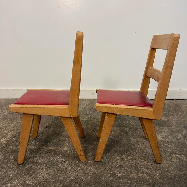 Mid 20th Century Pair of Jens Risom Style Children’s Chairs For Sale - Image 5 of 9