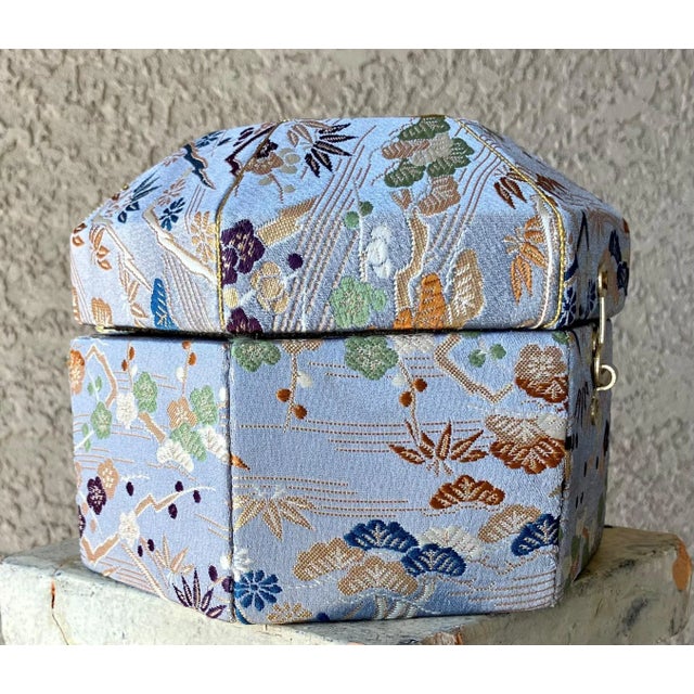 Japanese Circa 1950 Japanese Nishijin Ori (Silk Brocade) Hexagonal Trinket Box With Brass Latch For Sale - Image 3 of 12