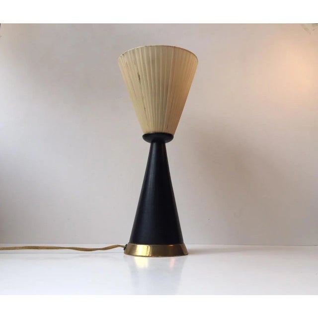 Italian Diablo Table Lamp with Brass Accents, 1960s For Sale - Image 4 of 7