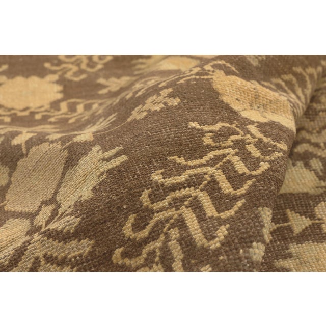 Vintage Turkish Oushak Rug, 04'11 X 09'04 For Sale In Dallas - Image 6 of 11