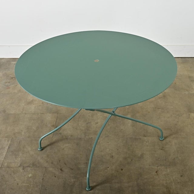 Late 19th Century French Iron Bistro Table with New Powdercoat For Sale - Image 4 of 10