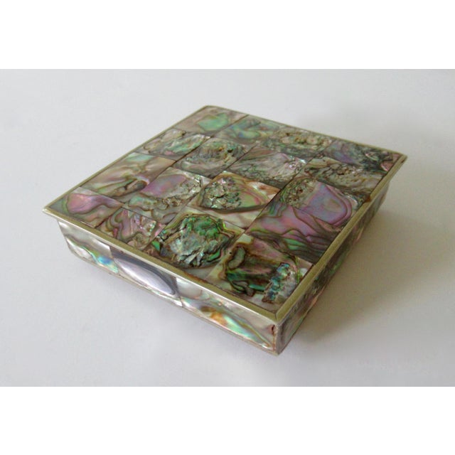 Vintage C.1960's Mexican Taxco Signed Silver Plate Trim & Abalone Emblazoned Lidded Keepsake Box. For Sale - Image 13 of 13